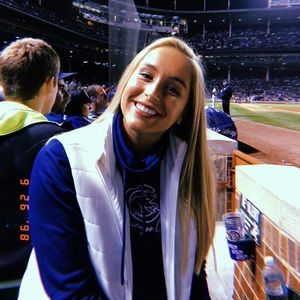 Meet your Posher, Lauren